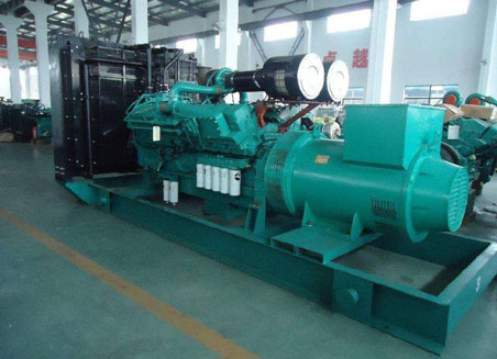 江城800kw康明斯柴油发电机组图片 江城800kw康明斯柴油发电机组图片